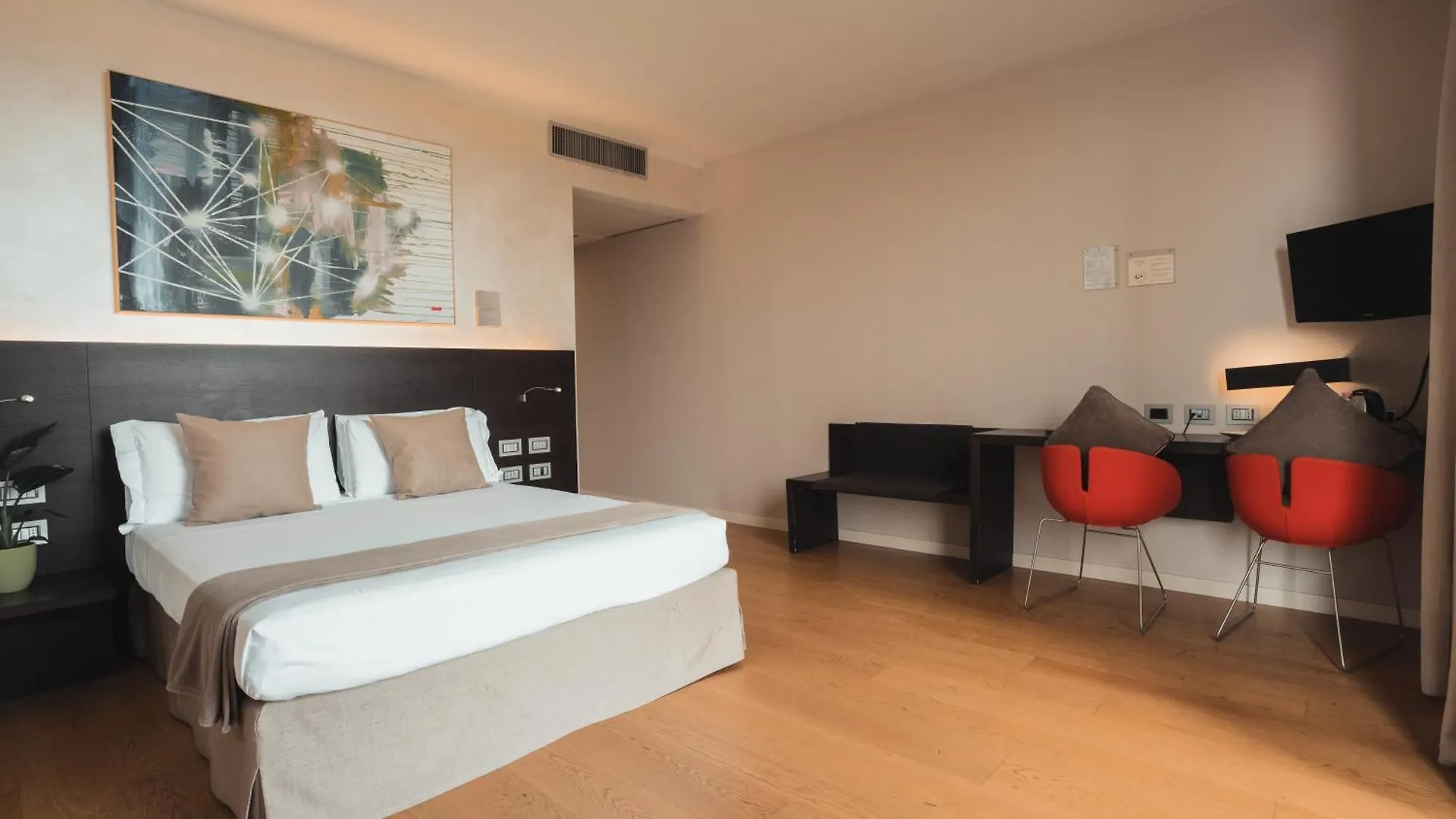 סנדרה Mod 05 Bike Hotel