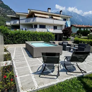 Affittacamere Valchiavenna Foresteria Lombarda In Tranquilla Signorile Con Comodo Parcheggio Privato - Valchiavenna In A Quiet Stately With Convenient Private Parking Гостевой дом Киавенна